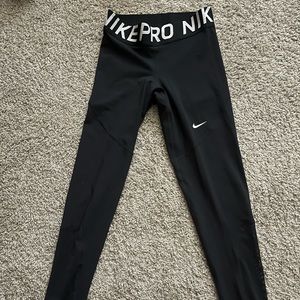 Nike Pro leggings size small